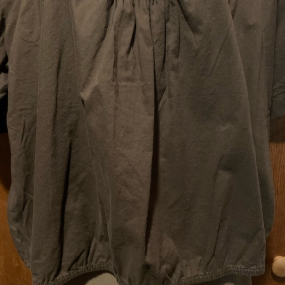 Old Navy Short Bell Sleeve Top - Picture 3 of 13